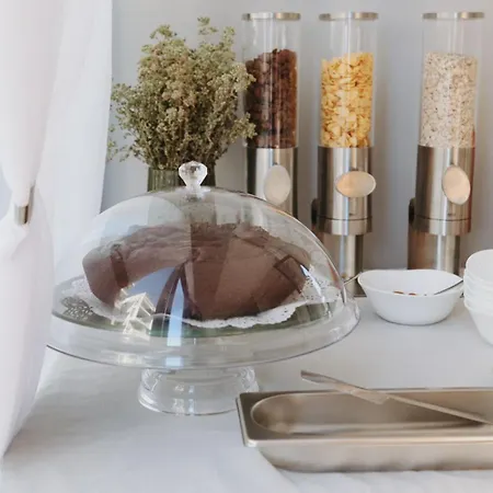 Champagne, Vlore Bay Отель типа 