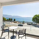 Champagne, Vlore Bay Nocleg ze śniadaniem 4*