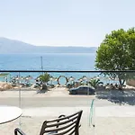 Champagne, Vlore Bay Nocleg ze śniadaniem Radhimë