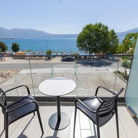 فندق مبيت وإفطار Champagne, Vlore Bay Radhimë