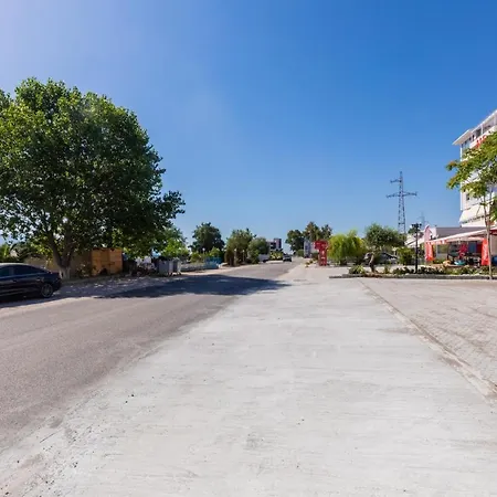 לינה וארוחת בוקר Champagne, Vlore Bay Radhimë