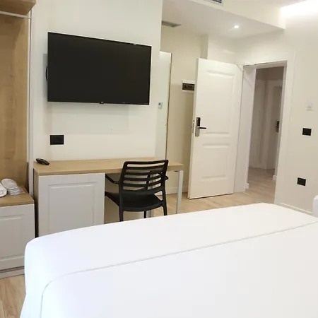 Bed & Breakfast Champagne, Vlore Bay