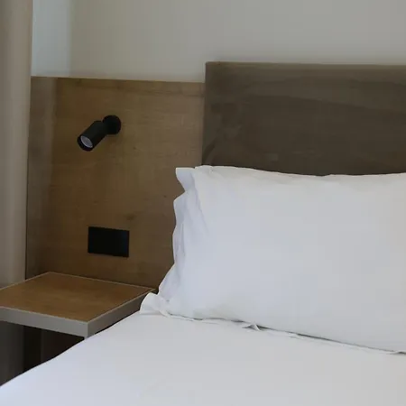 Champagne, Vlore Bay Bed & Breakfast *