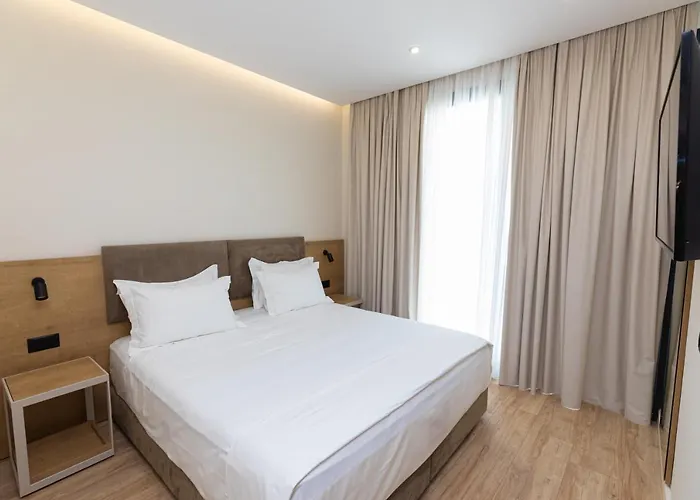 לינה וארוחת בוקר Champagne, Vlore Bay Radhimë