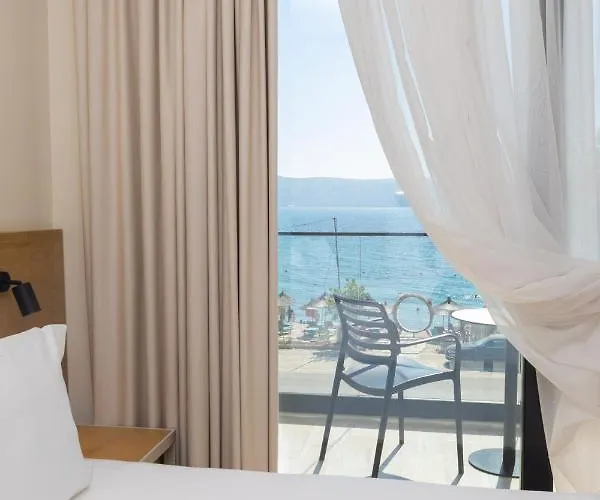 לינה וארוחת בוקר Champagne, Vlore Bay Radhimë