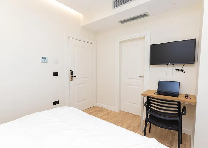 Champagne, Vlore Bay לינה וארוחת בוקר 4*