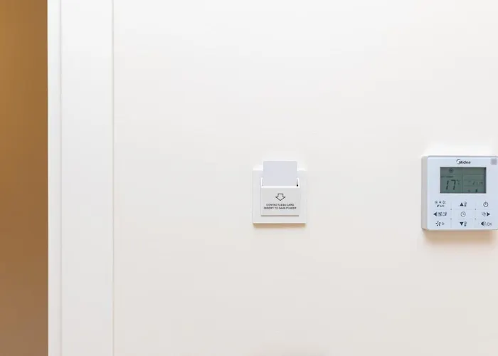 Champagne, Vlore Bay לינה וארוחת בוקר 4*