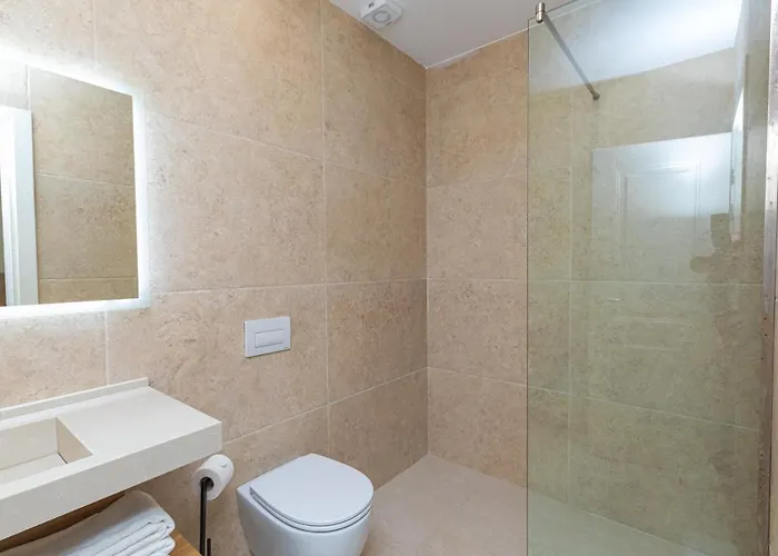 Champagne, Vlore Bay לינה וארוחת בוקר