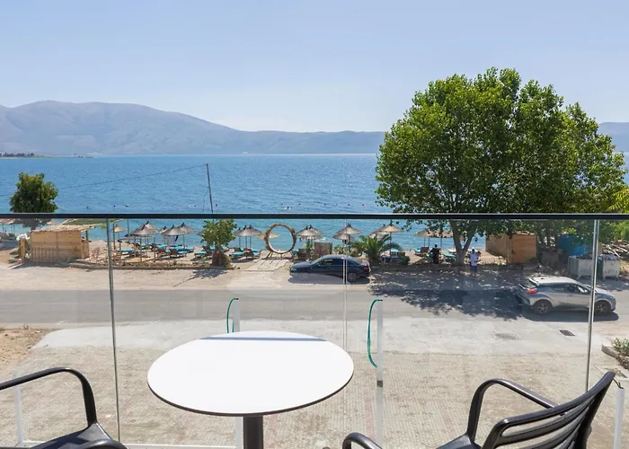 Champagne, Vlore Bay Radhimë