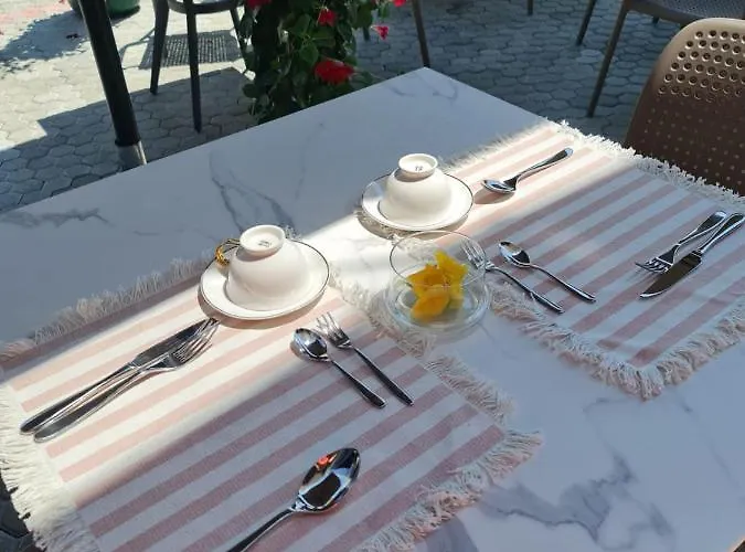 Champagne, Vlore Bay לינה וארוחת בוקר