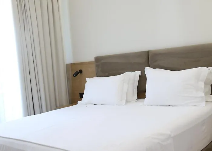 לינה וארוחת בוקר Champagne, Vlore Bay Radhimë