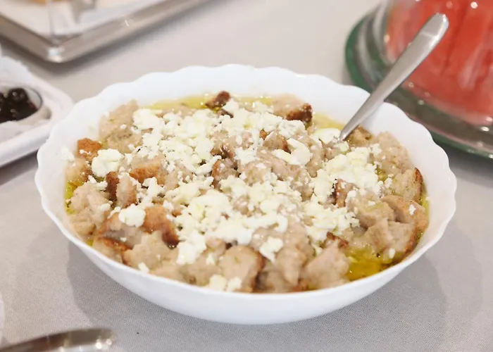 לינה וארוחת בוקר Champagne, Vlore Bay