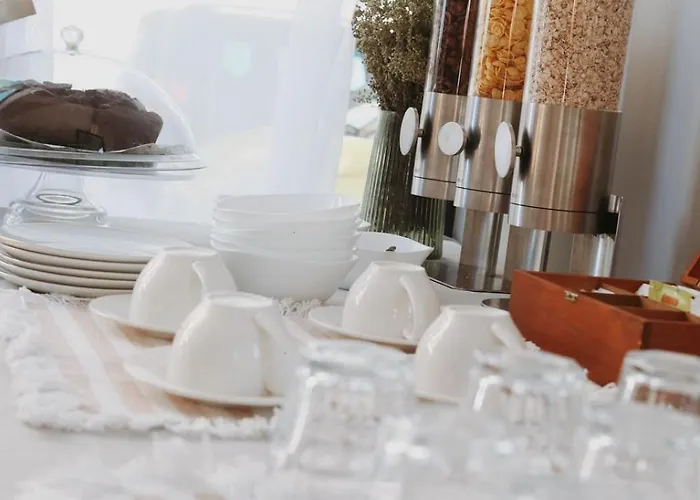 Champagne, Vlore Bay 4* Radhimë